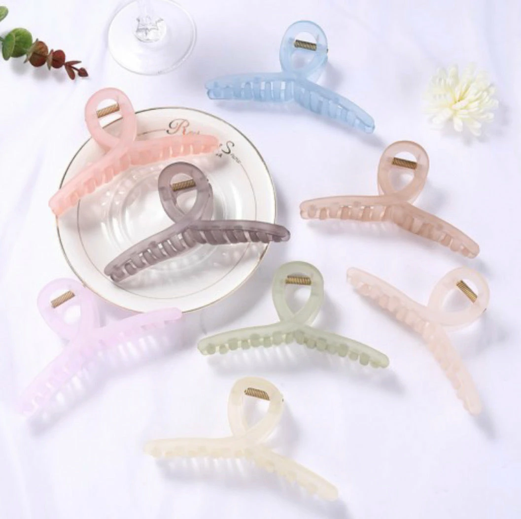 LUCKY PLANET HAIR CLAW CLIP HOME + GIFTS 2 LUCKY PLANET HAIR CLAW CLIP HOME + GIFTS