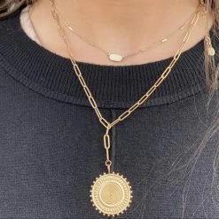 FAME JEWERLY MACY GOLD NECKLACE