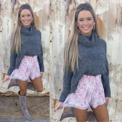 TCEC MEG SMOCKED SHORTS WHAT'S NEW